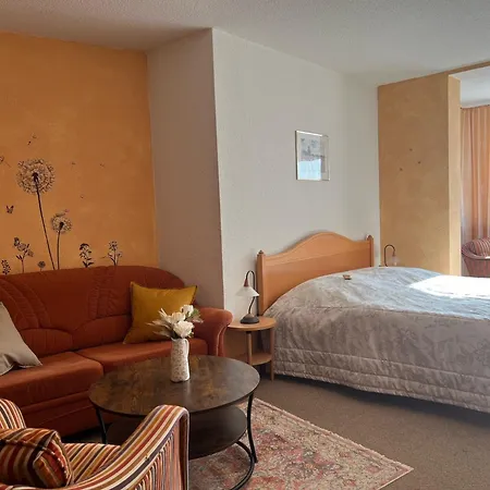 Pusteblume Hotel *